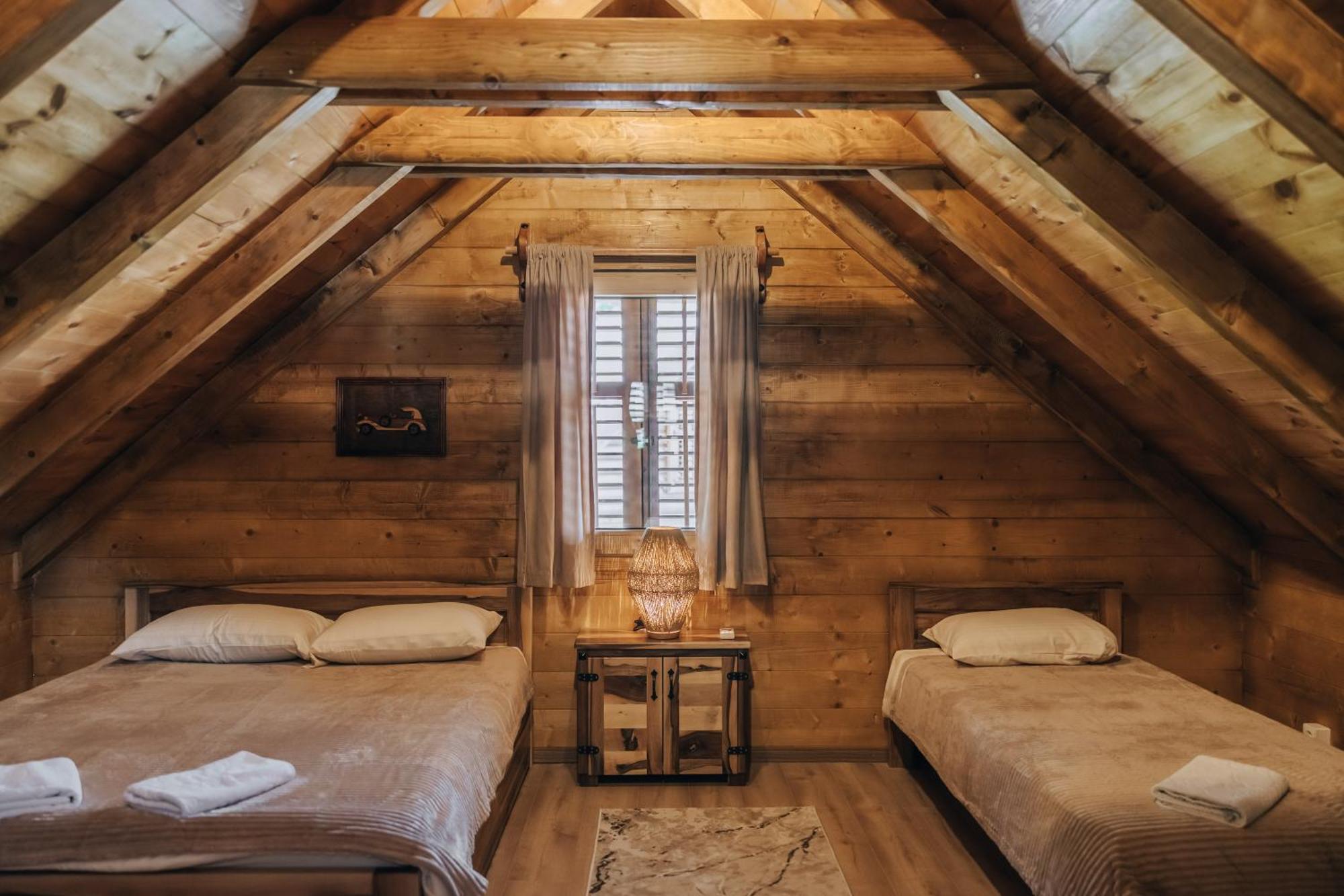 Ethno Lodge Ab Вирпазар Экстерьер фото