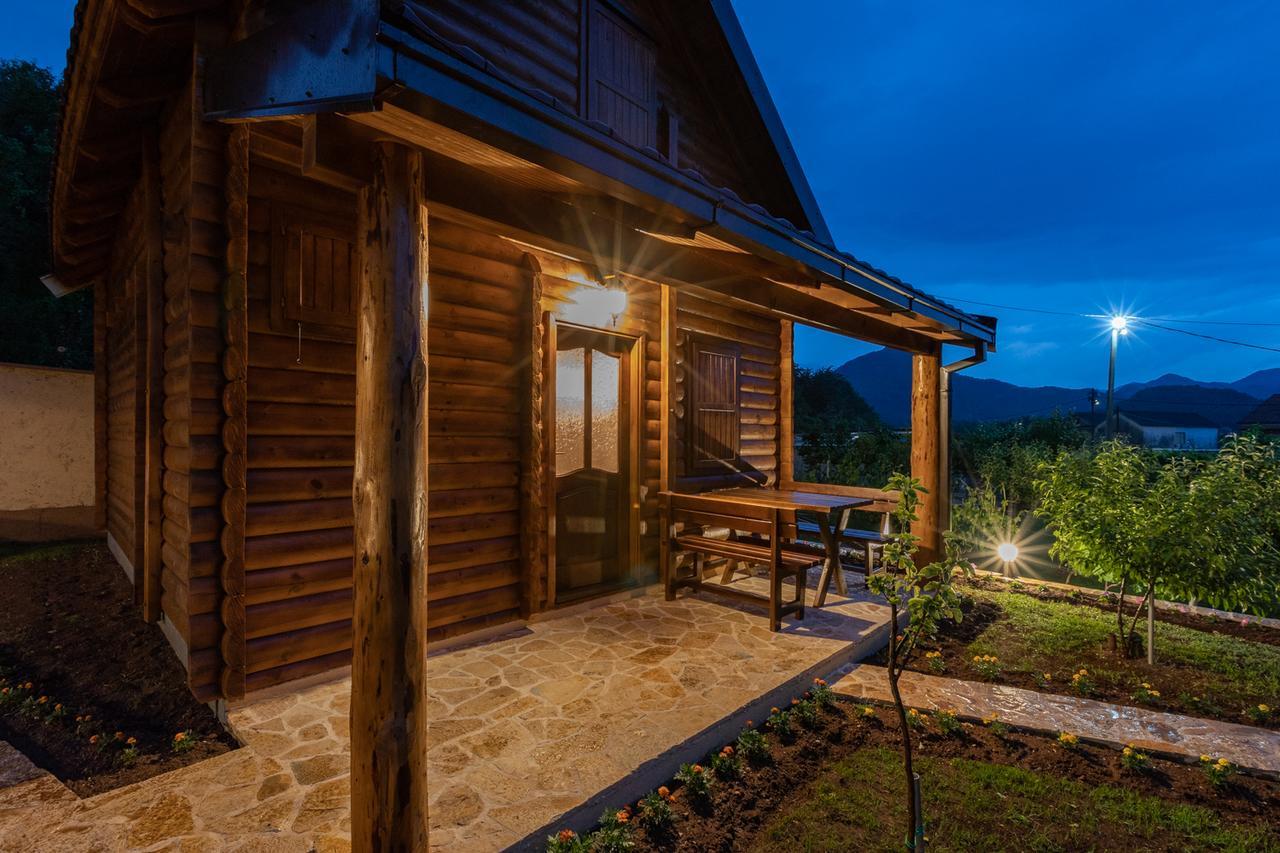 Ethno Lodge Ab Вирпазар Экстерьер фото