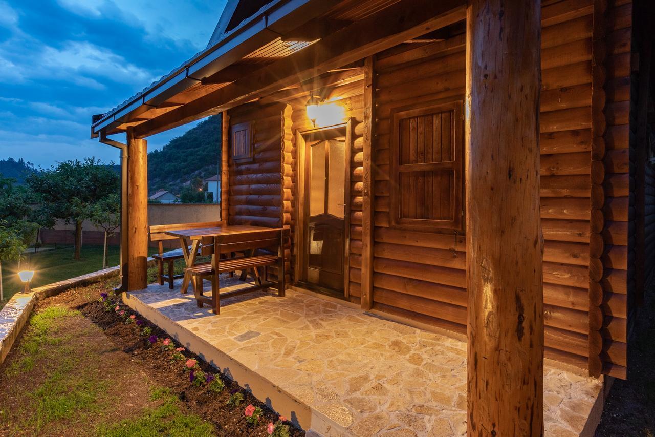 Ethno Lodge Ab Вирпазар Экстерьер фото