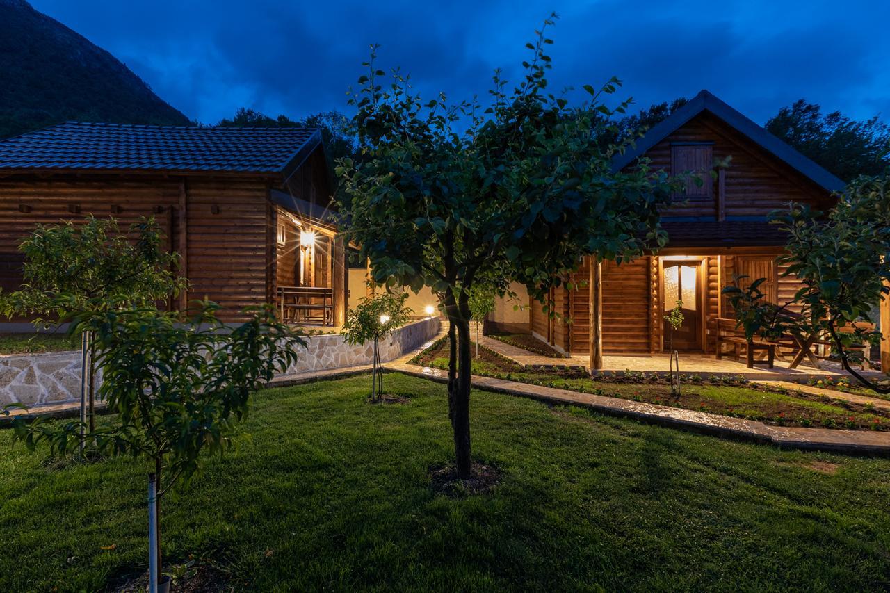 Ethno Lodge Ab Вирпазар Экстерьер фото