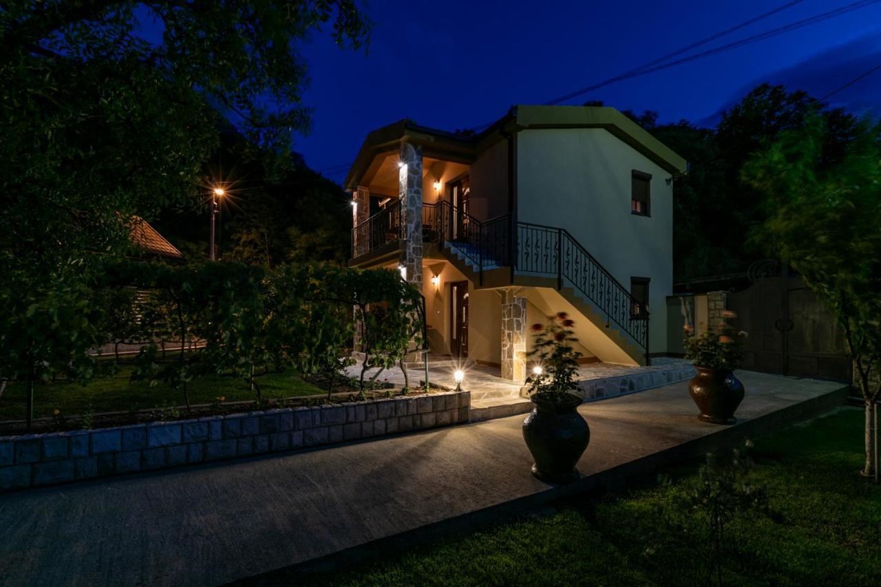Ethno Lodge Ab Вирпазар Экстерьер фото