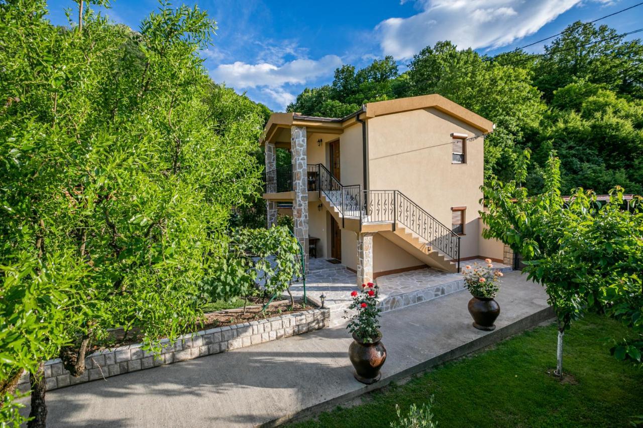 Ethno Lodge Ab Вирпазар Экстерьер фото